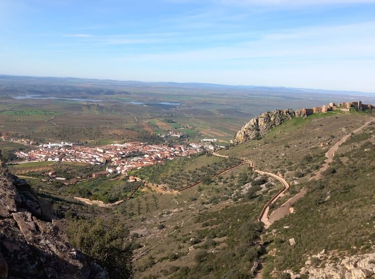 Diputacin Badajoz defiende viabilidad ambiental del proyecto supertirolina en Hornachos