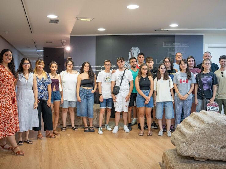 Jvenes conocen la metodologa arqueolgica que aplica el Consorcio de Mrida