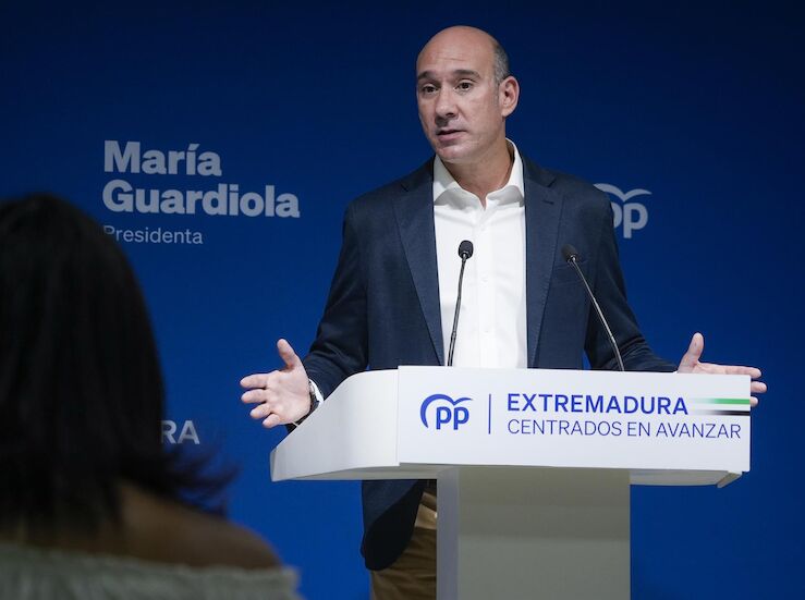 PP Extremadura emplaza a Borrego y Quintana a que presenten los ttulos o la dimisin