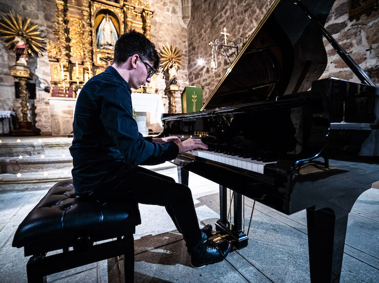 La excelencia de la Escuela de Alto Rendimiento Valle del Ambroz para jvenes pianistas