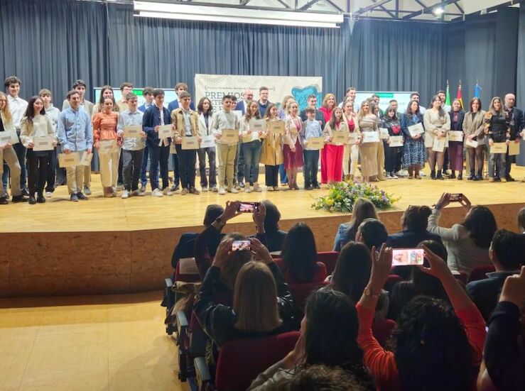La Junta otorga los Premios Extraordinarios de Bachillerato del curso 2425 a ocho alumnos