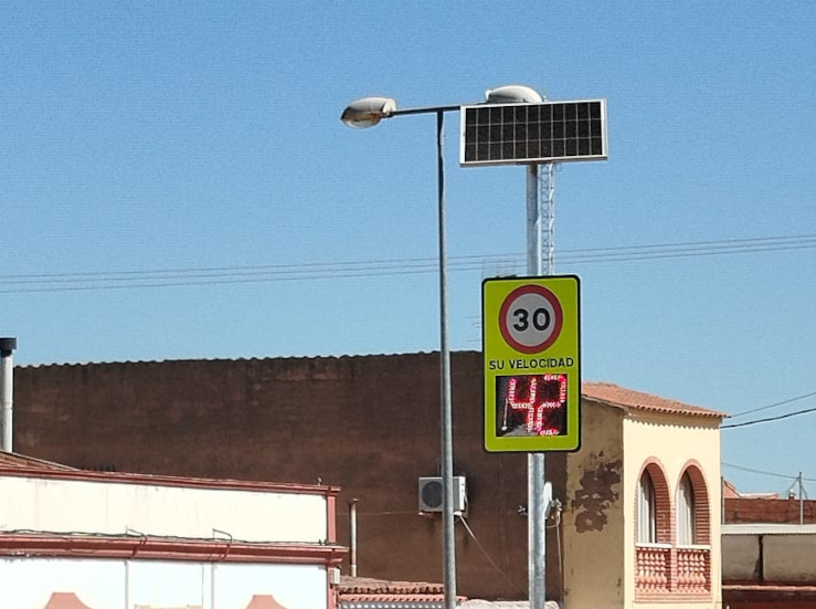 Concluye la instalacin de los 172 radares pedaggicos en la provincia de Badajoz