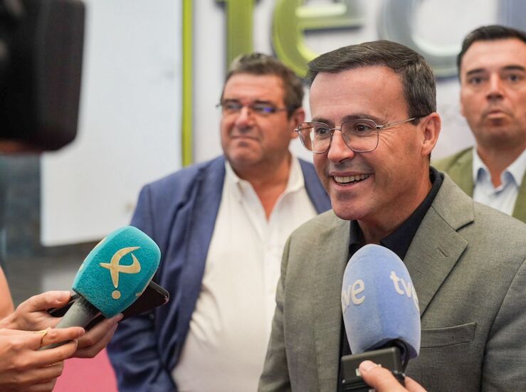 El PSOE refuerza su apoyo y compromiso con la caza y la pesca sectores con 300 empresas