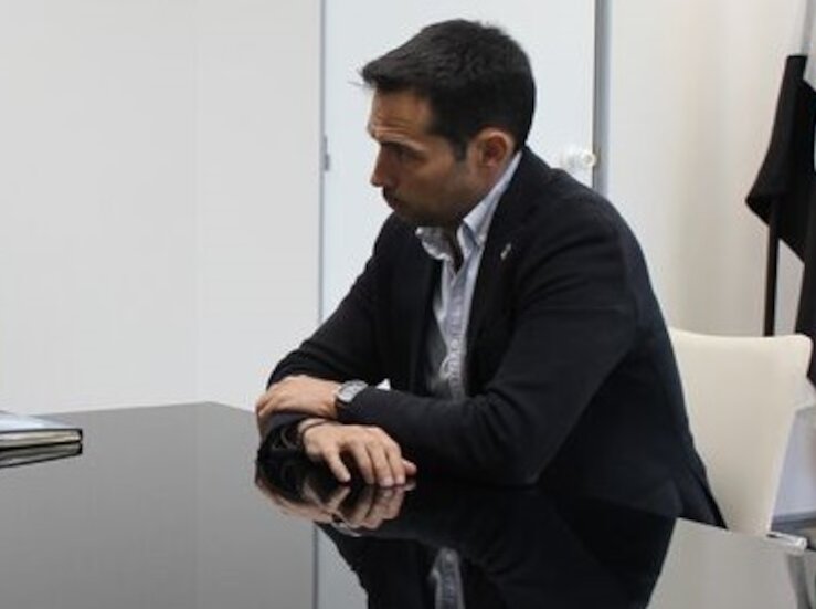 Alcalde de Valverde de Legans pide acondicionar la carretera hacia Badajoz y Barcarrota