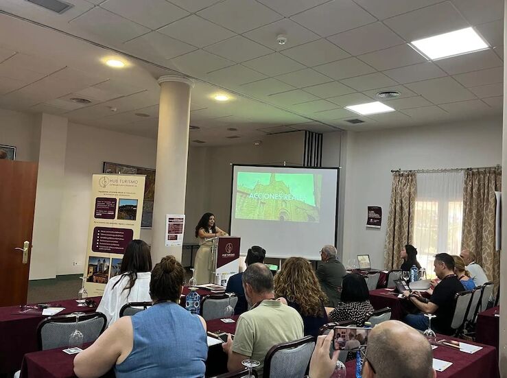 Presentados en Mrida casos de xito en el funcionamiento de los Hubs Tursticos