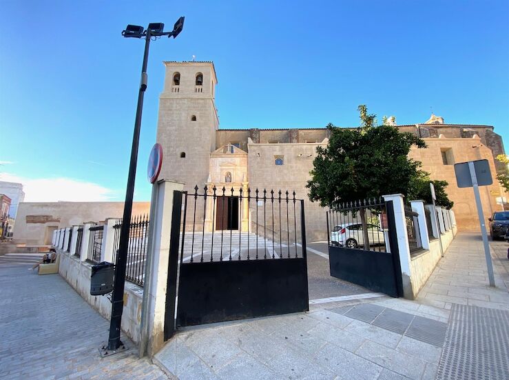 PSOE pide al gobierno de Badajoz que cumpla con derribo del muro en plaza de San Agustn