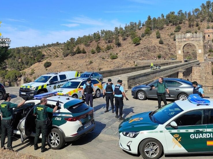 Guardia Civil y Guarda Nacional simulan una persecucin transfronteriza 