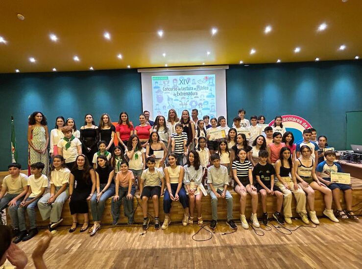 Educacin convoca la XV edicin del Concurso de Lectura en pblico de Extremadura