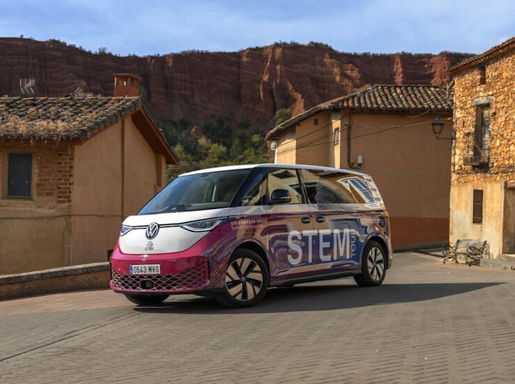 Arranca II STEM Tour que recorrer 3000 kms para promover la ciencia en nias y jvenes