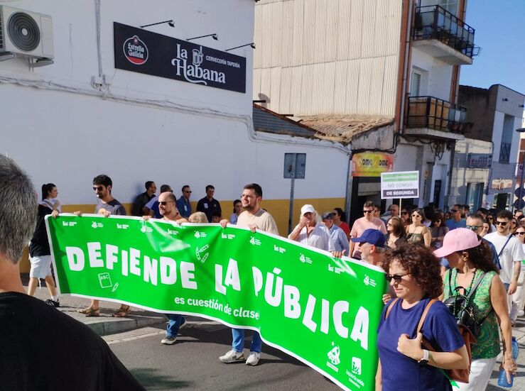Sindicatos cifran en el 80 el seguimiento de la huelga docente en Extremadura 