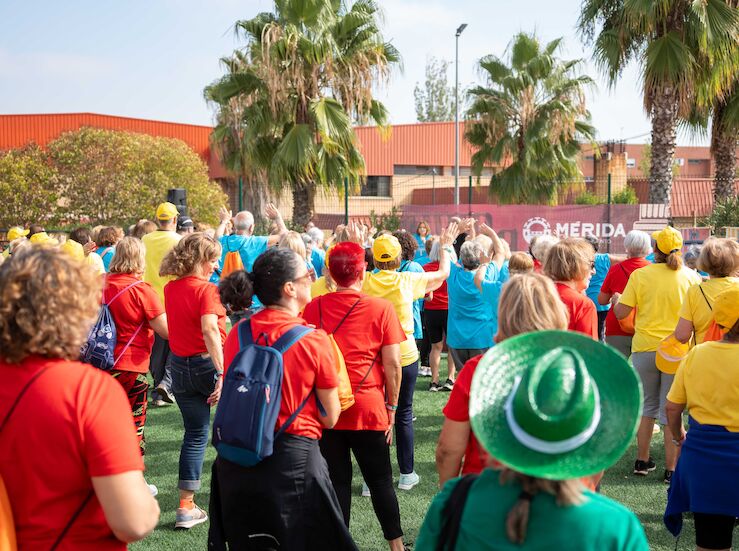 Ms de 300 personas participan en las I Olimpiadas de Mayores en Mrida
