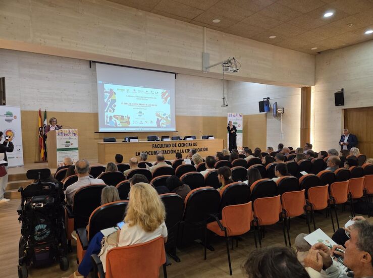 Jornadas en Badajoz sobre bulos y estrategias para comunicacin socialmente responsable