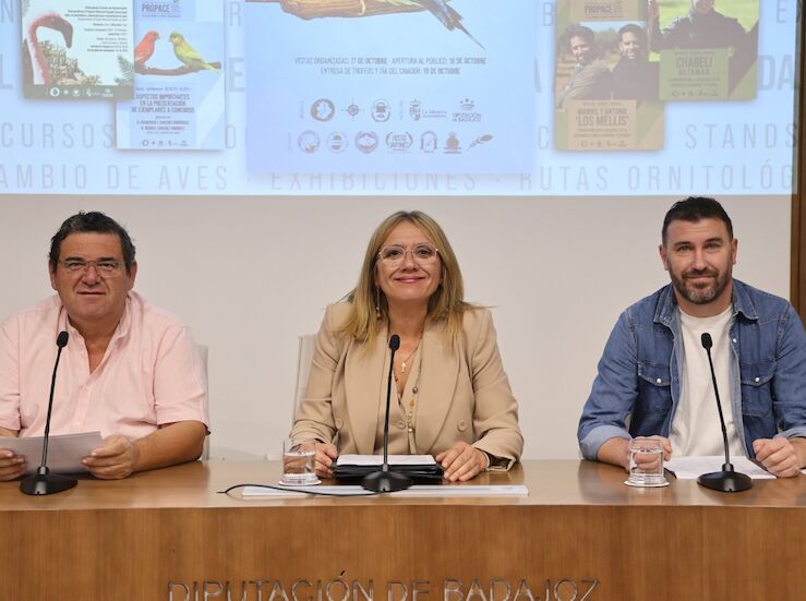 Ms de mil ejemplares de aves en Exposicin Provincial Ornitolgica Pacense de La Albuera