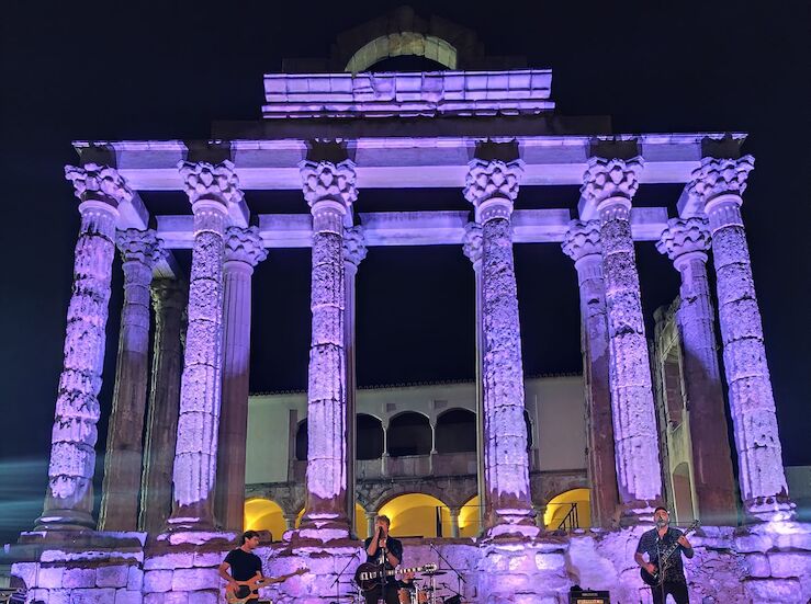 Un concierto de Bulo arranca el II Festival de Msica y Cine Cinebeat en Mrida 