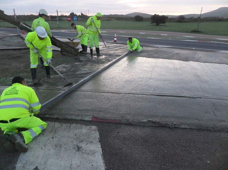 Transportes licita por 1114M contrato para conservar 208 km carreteras provincia Badajoz