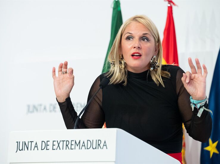 La Junta insiste en reclamar al Gobierno que escuche a las elctricas 