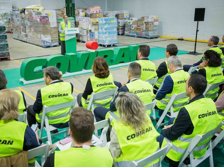  Guardiola visita la plataforma logstica de Covirn en Mrida clave para Extremadura