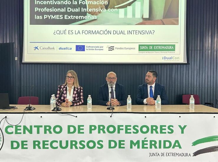 Junta anima a pymes a acogerse a subvenciones para incorporar alumnos FP Dual Intensiva
