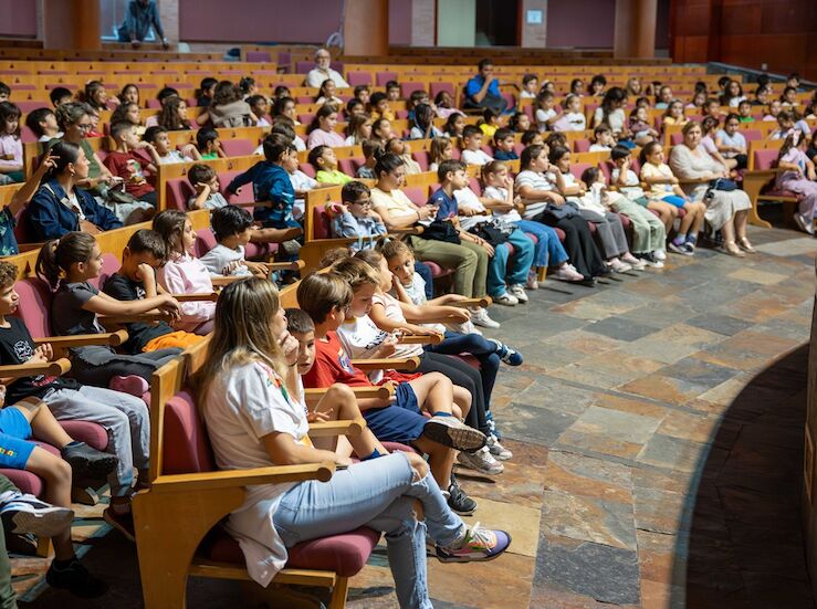Escolares emeritenses celebran el Da Internacional de las Bibliotecas