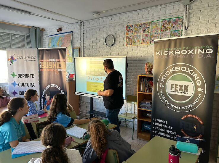 Dojo Bushido Badajoz desarrolla la campaa STOP BULLYING BUSHIDO