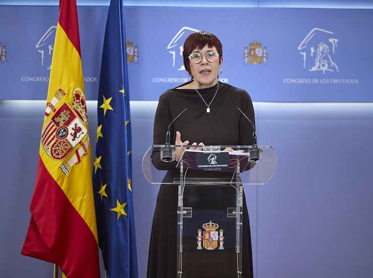 Comproms achaca adelanto electoral en Extremadura a movimiento del PP contra Gobierno