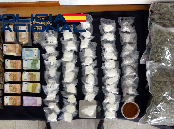 En prisin 4 de los 7 detenidos de una organizacin que distribua droga en Badajoz