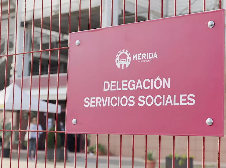 Ayuntamiento de Mrida otorga 52000 a entidades que reparten alimentos en Navidad