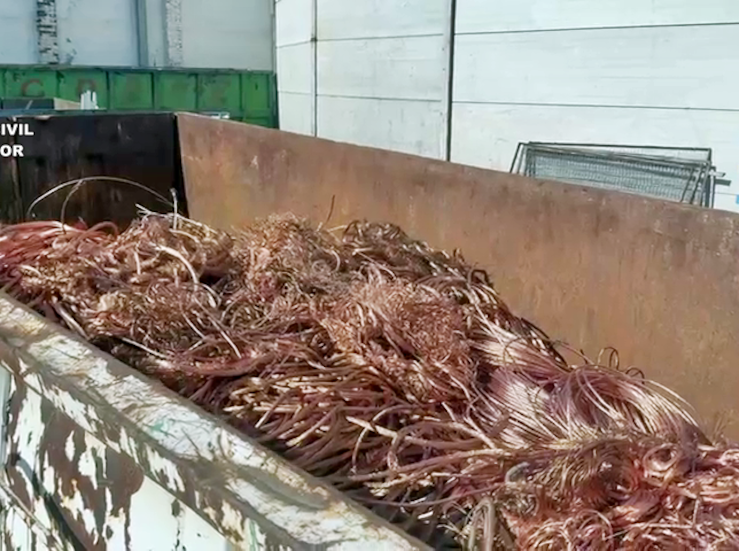 Diecisis detenidos y dos investigados por 36 robos de cobre en Extremadura CyL y Murcia