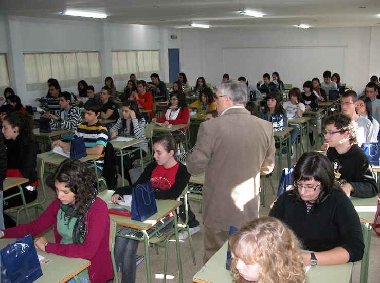 Ganadores del XX Concurso Regional de Ortografa en la categora de Bachillerato