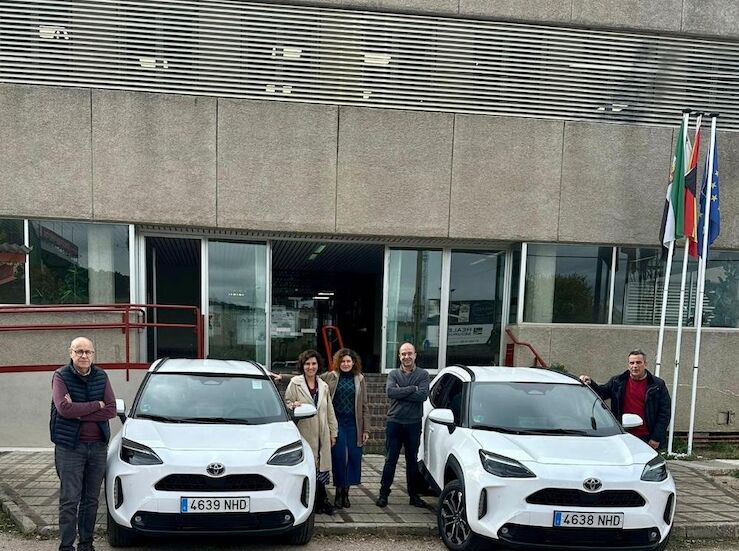 Junta suma cuatro vehculos hbridos Toyota Yaris Cross la flota de vehculos del CESSLA