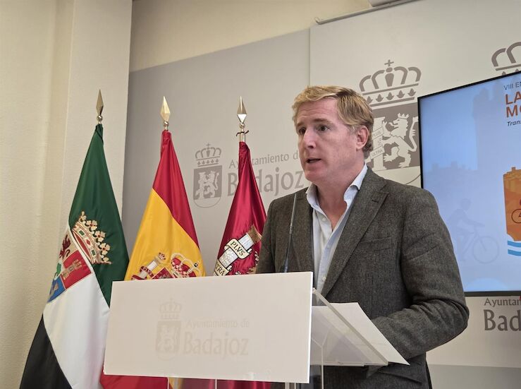 El alcalde de Badajoz valora declaracin de impacto ambiental de A81