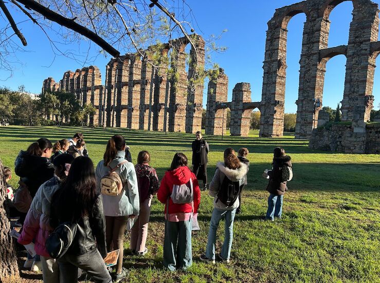 Los alumnos de 6 del Federico G Lorca conocen el origen de Augusta Emerita