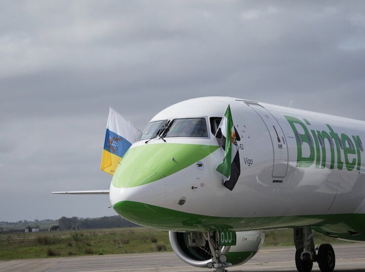 La aerolnea Binter empieza volar entre Badajoz y Tenerife dos das a la semana