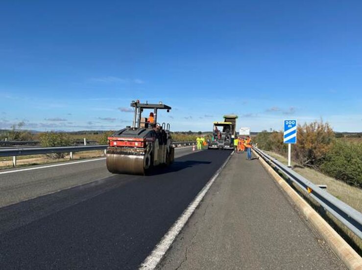 Transportes licita contrato para conservar 168 kilmetros carreteras en provincia pacense