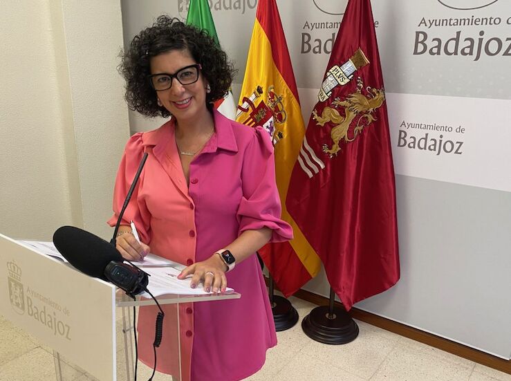 El PSOE de Badajoz alerta del abandono de las Aulas del Carnaval