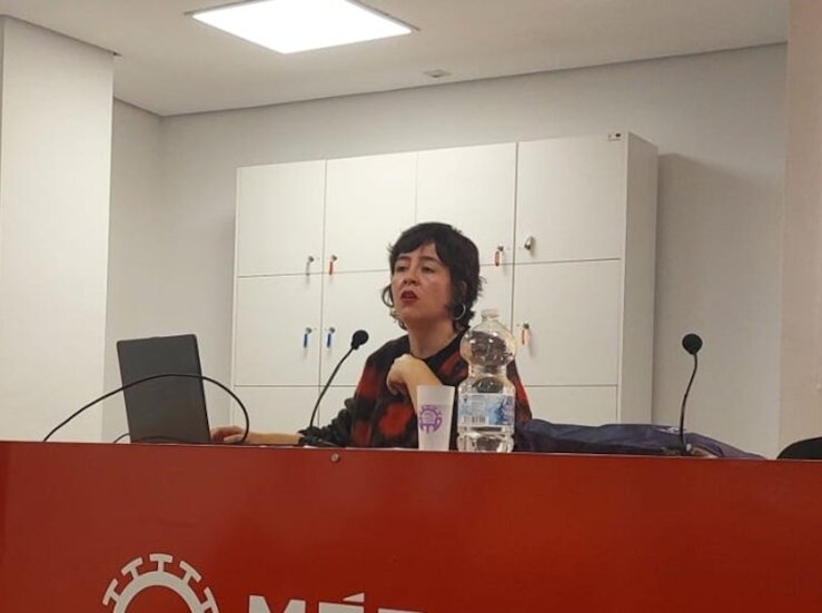 Ayuntamiento de Mrida felicita a Candela Chaves Rodrguez por su Premio Charo Cordero