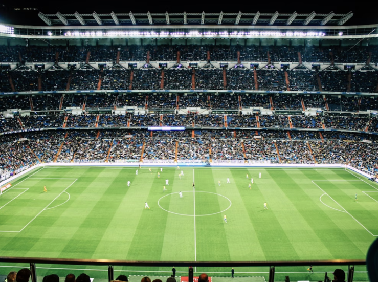 El Bara tropieza en Girona y el Real Madrid toma el mando de LaLiga