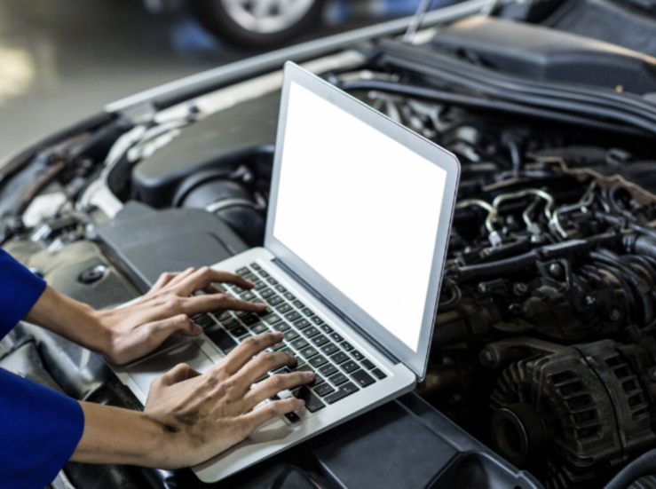 Software en un coche nuevo y su impacto real en la conduccin