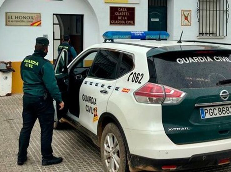 Tres detenidos por agredir al alcalde de Zahnos y atentar contra agentes de la autoridad