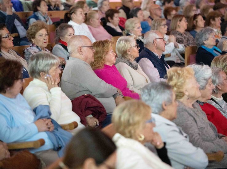 Mrida presenta el I Estudio de Diagnstico y Plan de Accin con las Personas Mayores
