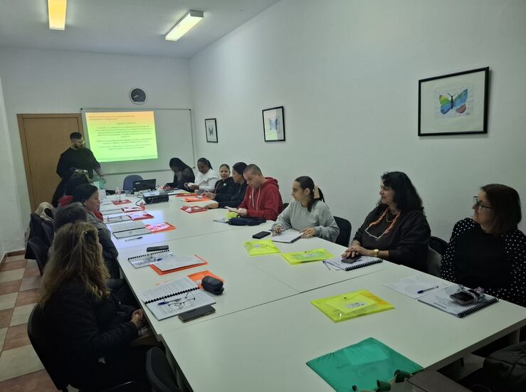 Nueva accin formativa de CRISOL en atencin sociosanitaria para dependientes en Mrida