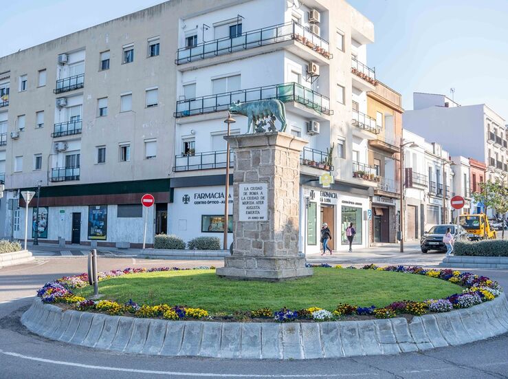 Mrida inicia la primavera y Semana Santa con 3400 nuevas flores en jardines y rotondas