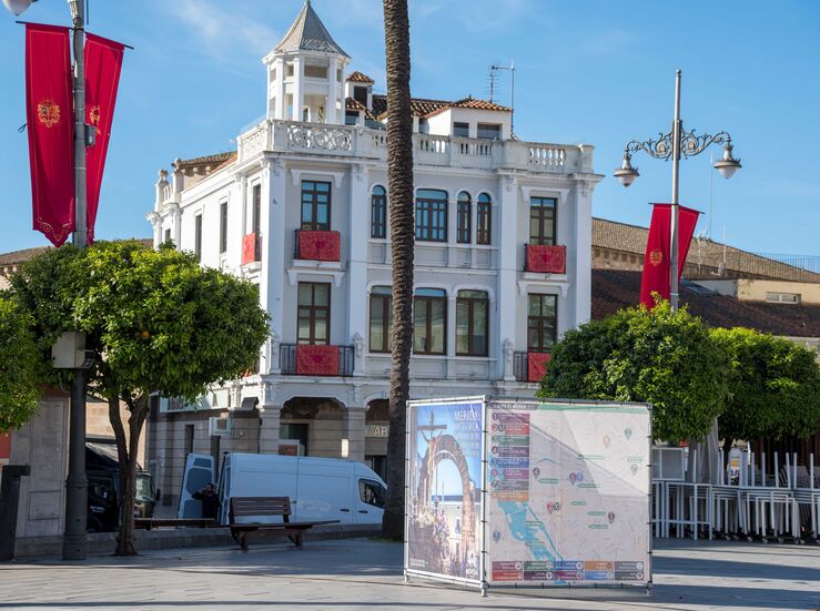 El Ayuntamiento de Mrida ultima los trabajos ante el inicio de la Semana Santa