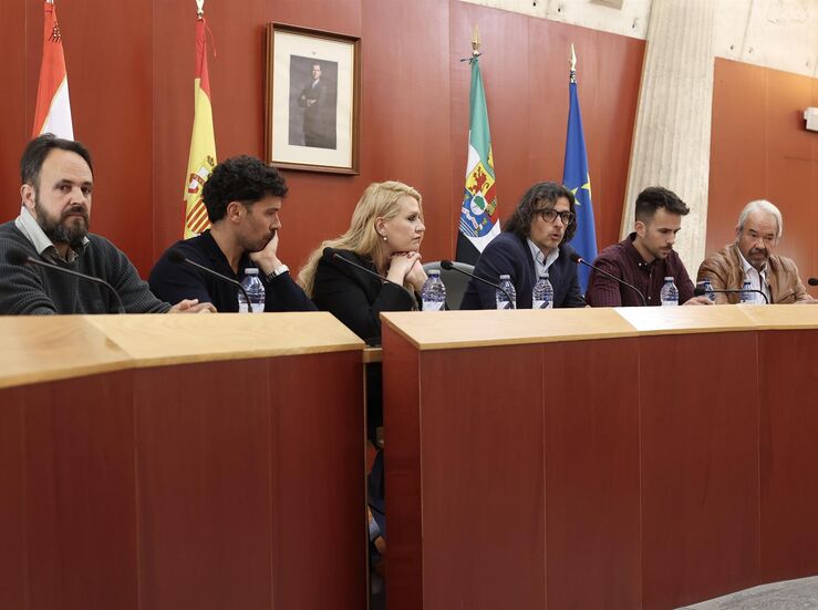 Hijo de Francisca Cadenas Esa noche uno de los detenidos le abri la puerta nervioso 