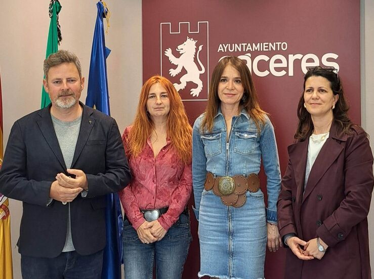 PSOE Cceres pide que 39 millones remanente del ayuntamiento se inviertan en barrios