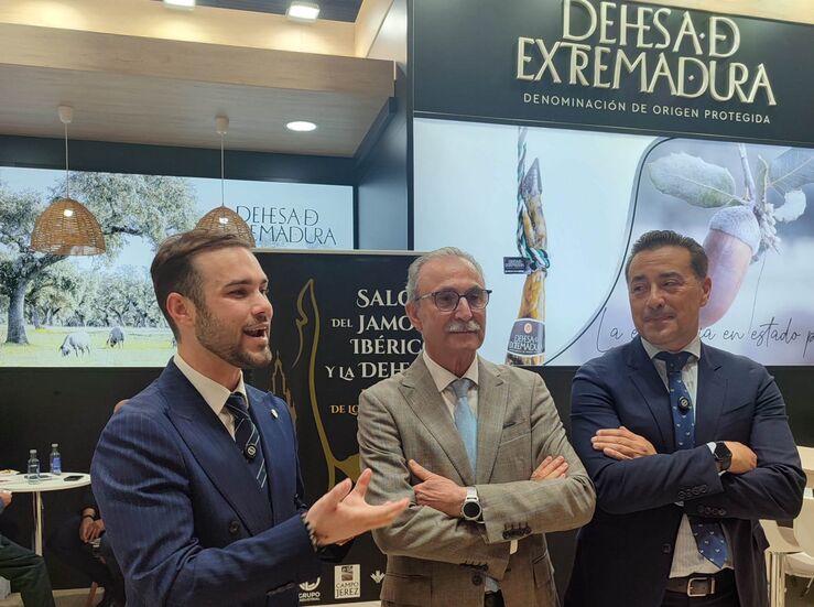 El XXXVI Saln del Jamn ibrico y la Dehesa muestra su potencial en el Saln Gourmets