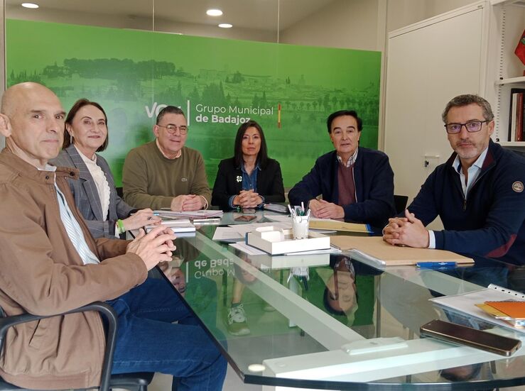 Apamex pide a Badajoz proponga la creacin de dos nuevas licencias de taxi accesible