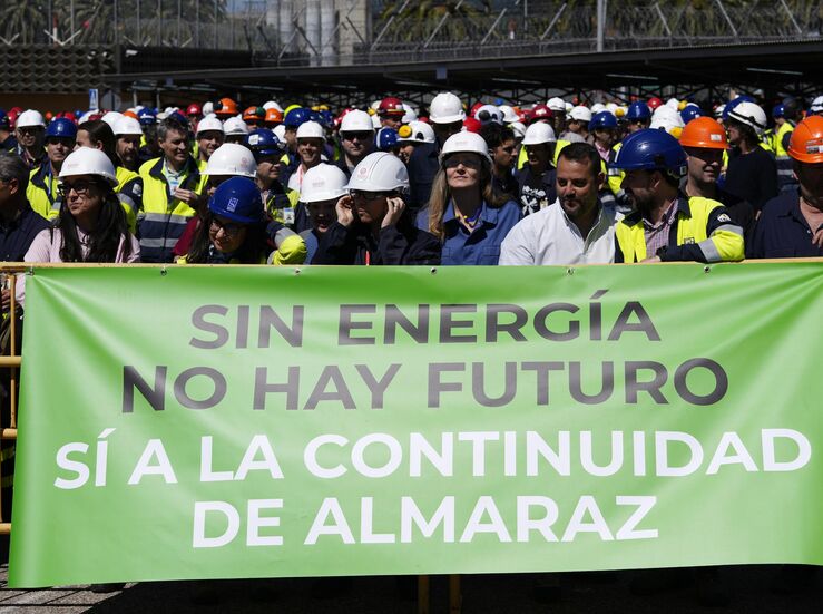Plataforma S a Almaraz S al Futuro y trabajadores reclaman continuidad de la central