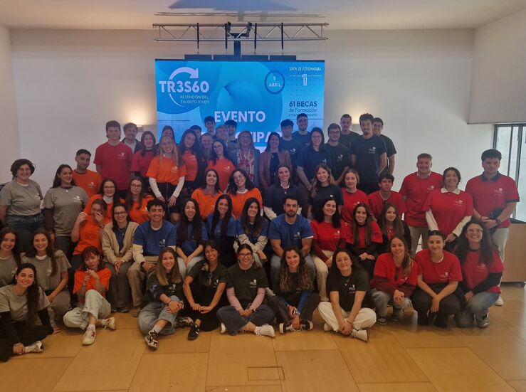 50 egresados concluyen el I Programa de Retencin del Talento Joven de Extremadura