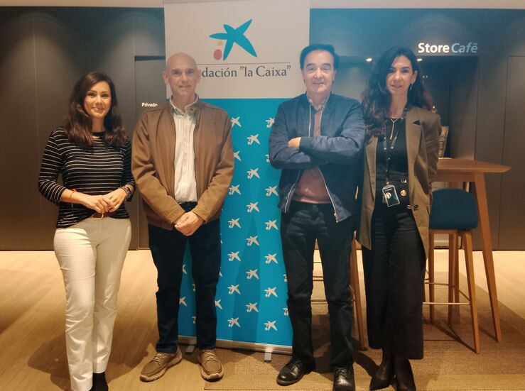 Fundacin La Caixa y Cocemfe Badajoz con el plan cultural musical y ldico Acceso Abierto